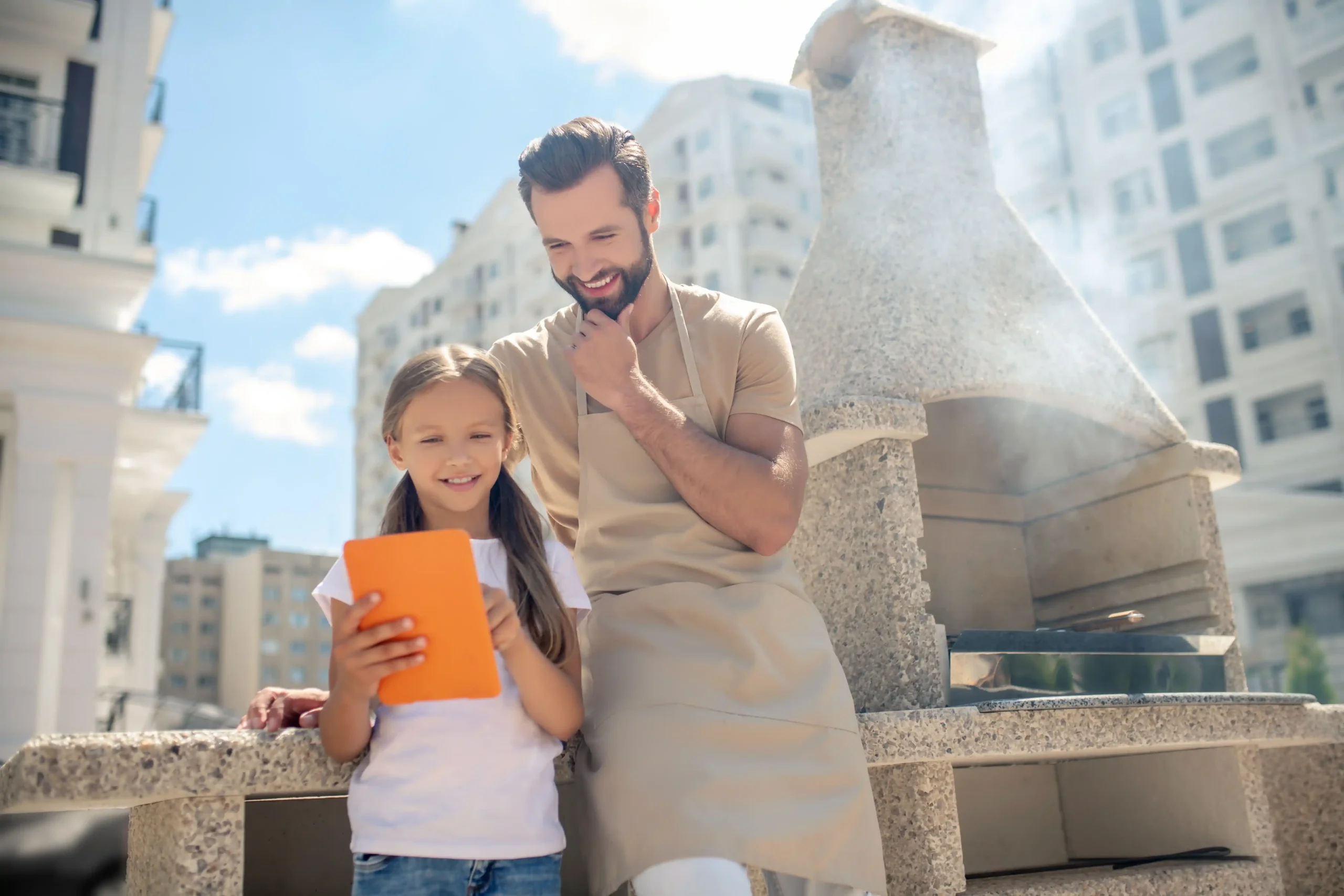 requisitos para traer a mi hijo de vacaciones a españa