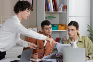 Cambio de estancia por estudios a residencia y trabajo por cuenta ajena