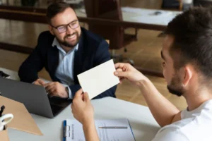 Tercera renovación de tarjeta de residencia y trabajo por cuenta ajena